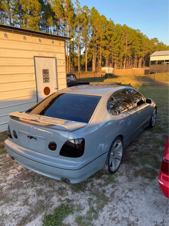 1999 Lexus GS 2nd Gen - Image 2 of 10