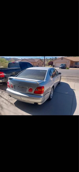 1999 Lexus GS 2nd Gen - Image 4 of 4
