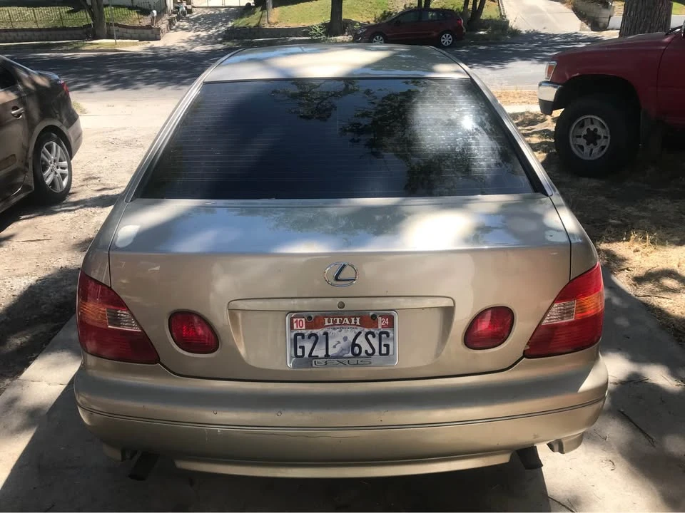 1999 Lexus GS 2nd Gen - Image 2 of 3