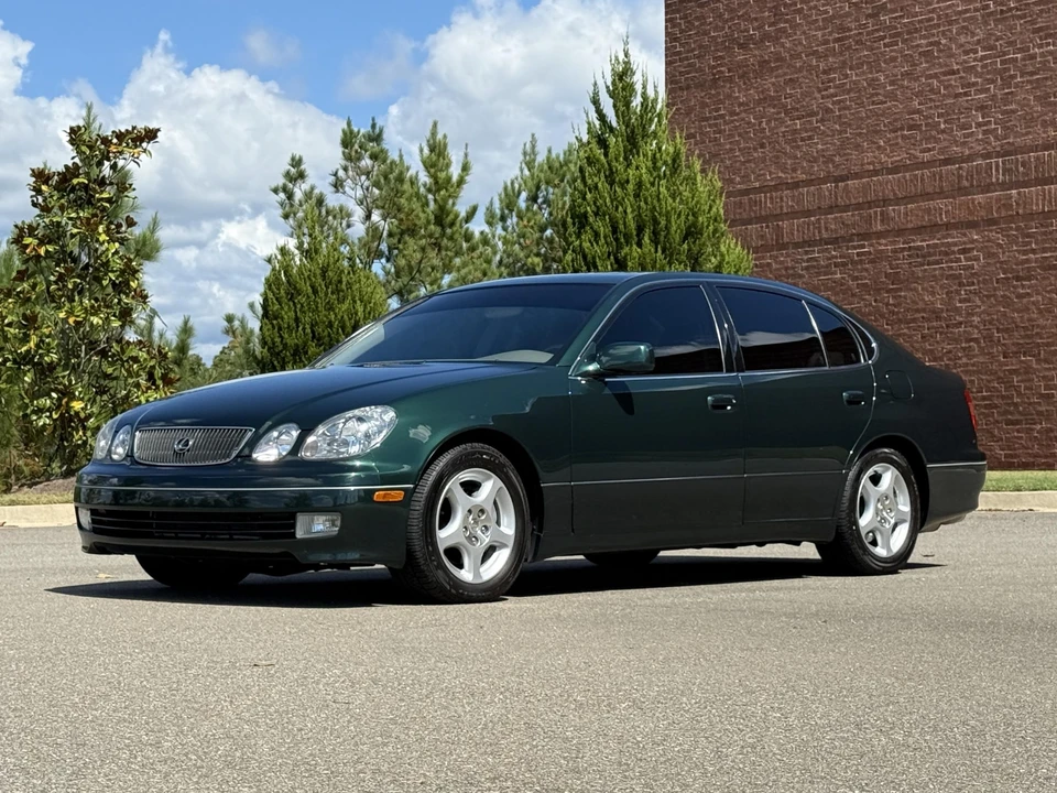 1999 Lexus GS 2nd Gen - Image 2 of 31