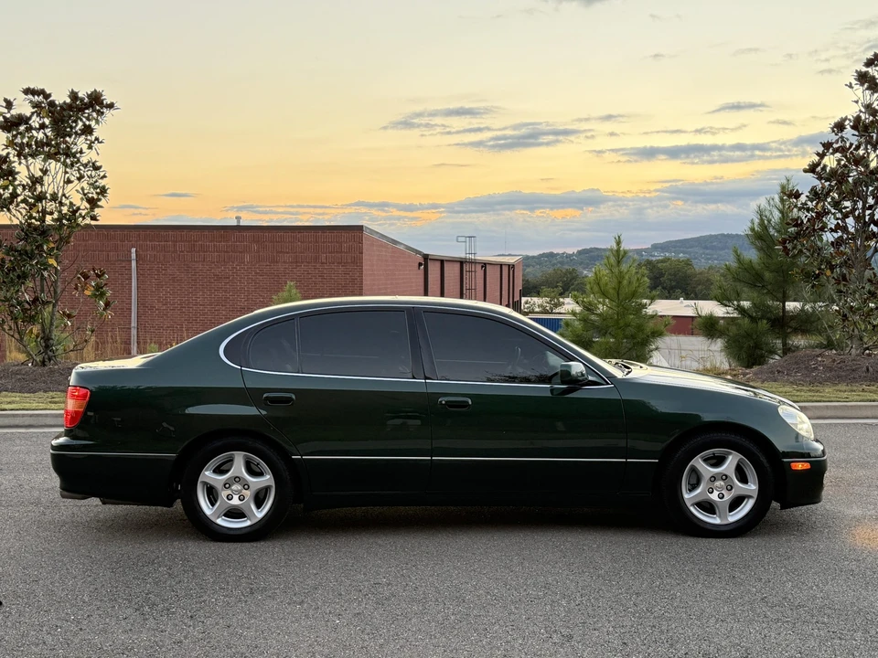 1999 Lexus GS 2nd Gen - Image 13 of 31