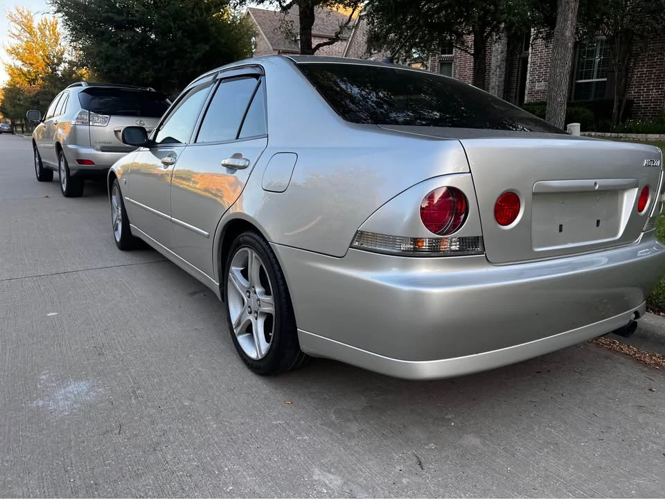 1999 Lexus IS 1st Gen - Image 2 of 16
