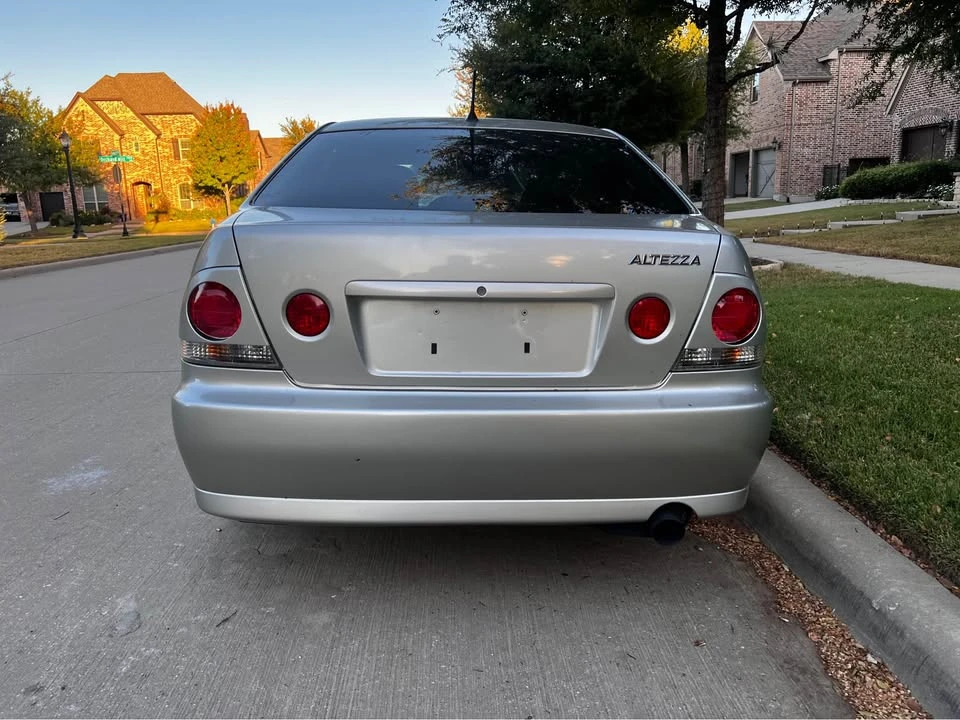 1999 Lexus IS 1st Gen - Image 3 of 16