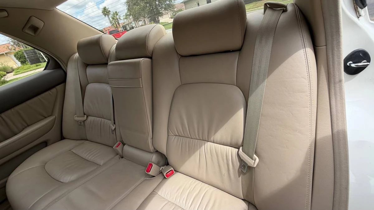 1999 Lexus LS 2nd Gen - Image 12 of 24