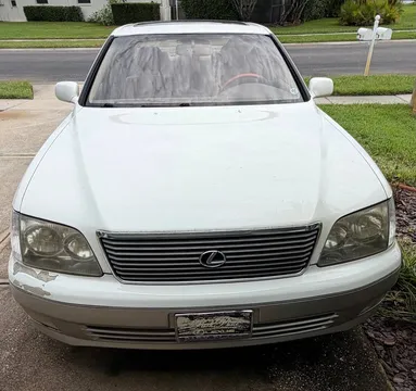1999 Lexus LS 400