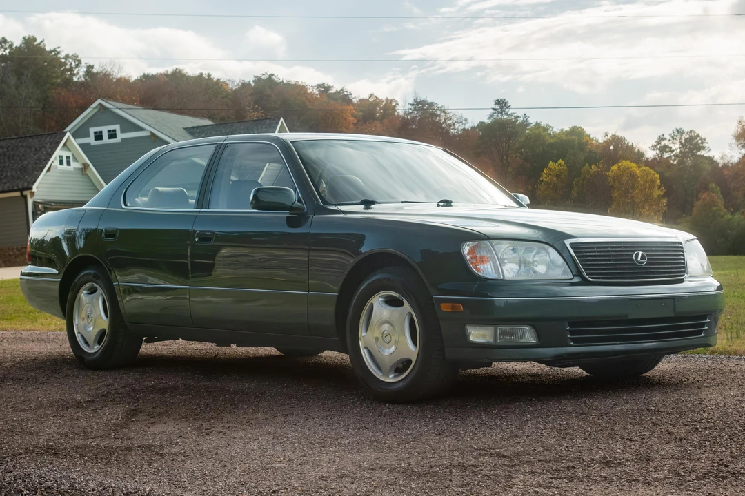 1999 Lexus LS 2nd Gen - Image 9 of 31