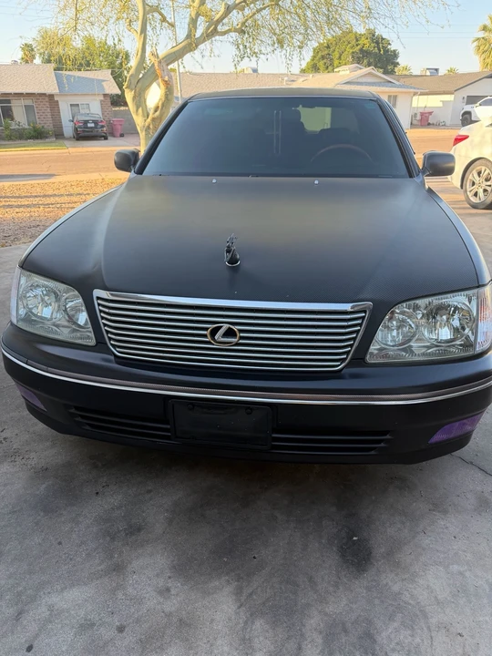 1999 Lexus LS 2nd Gen - Image 2 of 16