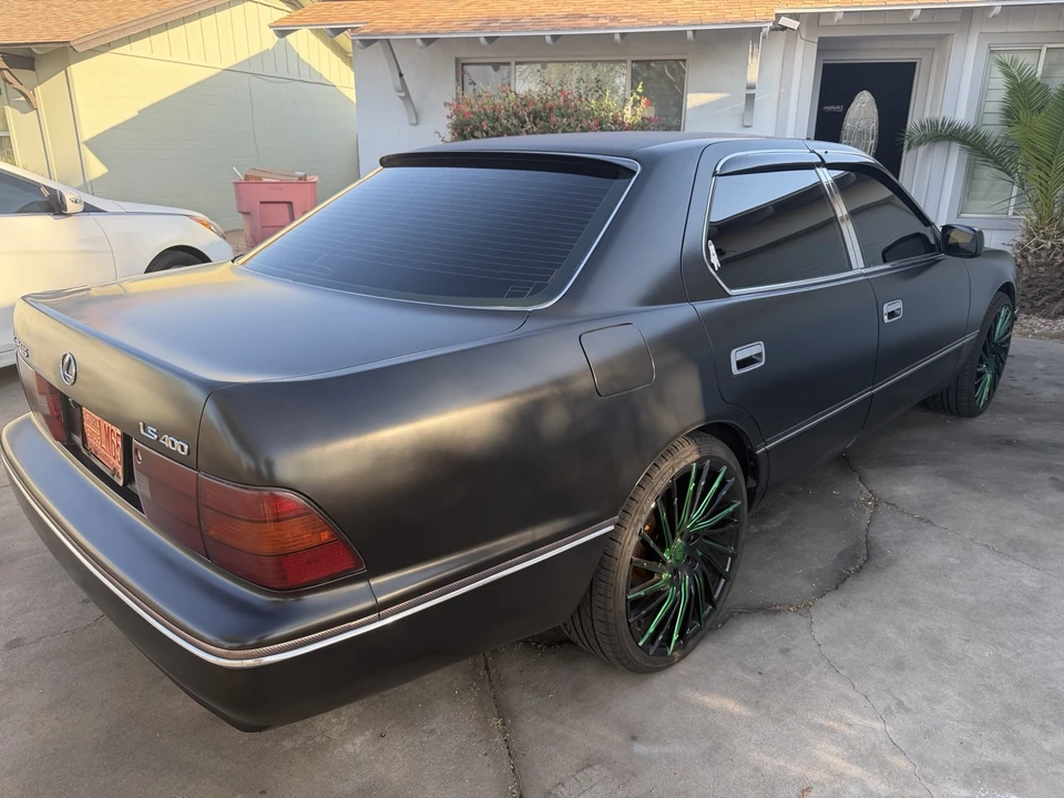 1999 Lexus LS 2nd Gen - Image 3 of 16
