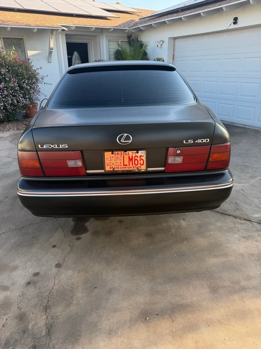 1999 Lexus LS 2nd Gen - Image 6 of 16