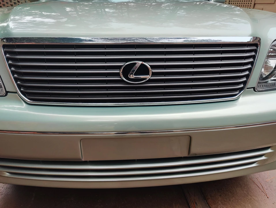 1999 Lexus LS 2nd Gen - Image 29 of 31