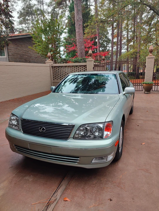 1999 Lexus LS 2nd Gen - Image 10 of 31