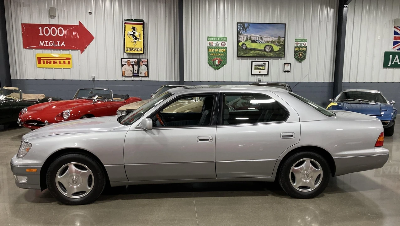 1999 Lexus LS 2nd Gen - Image 8 of 31