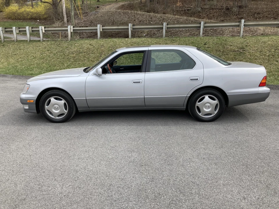 1999 Lexus LS 2nd Gen - Image 7 of 31