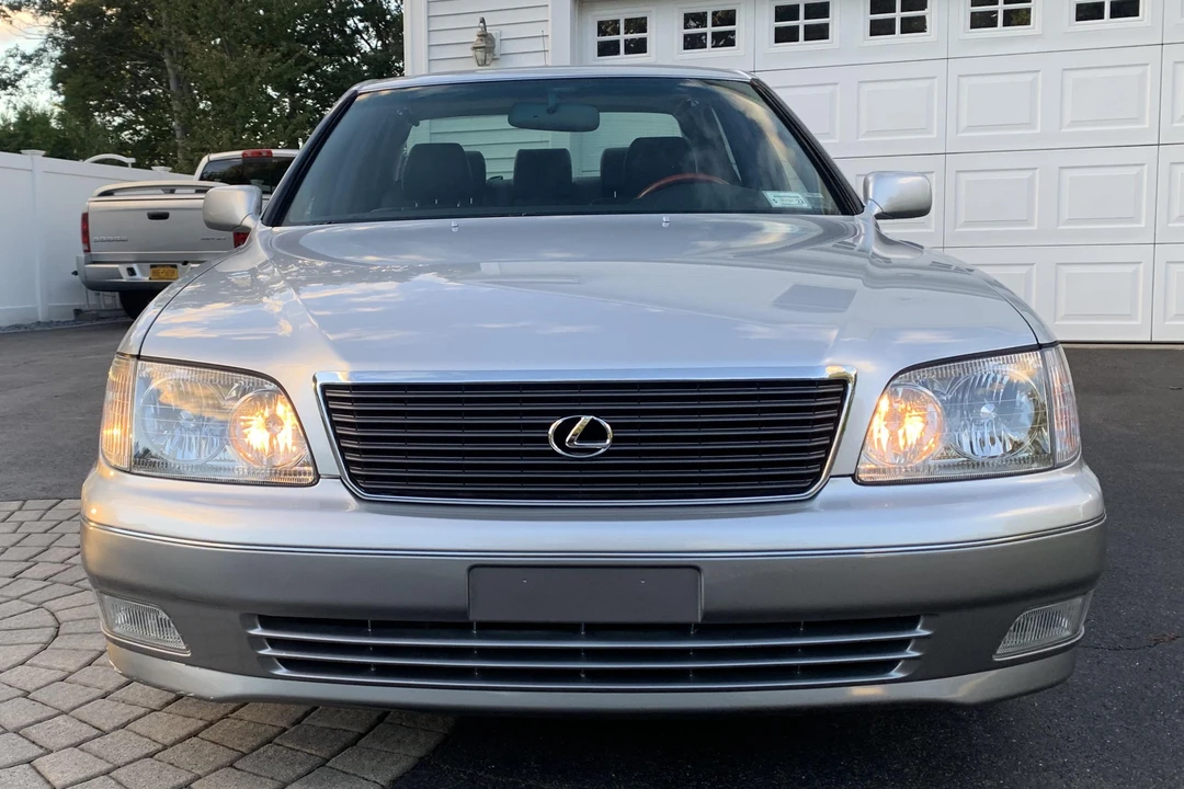 1999 Lexus LS 2nd Gen - Image 2 of 31