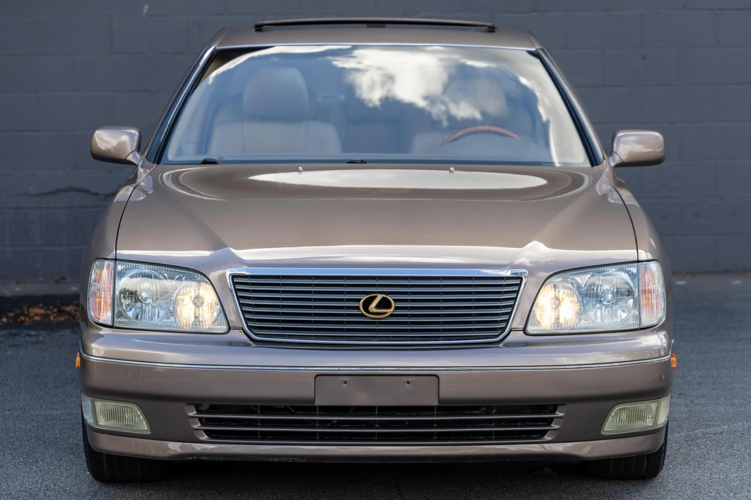 1999 Lexus LS 2nd Gen - Image 2 of 31