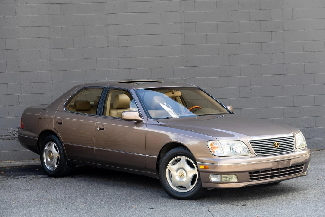 1999 Lexus LS 2nd Gen - Image 20 of 31