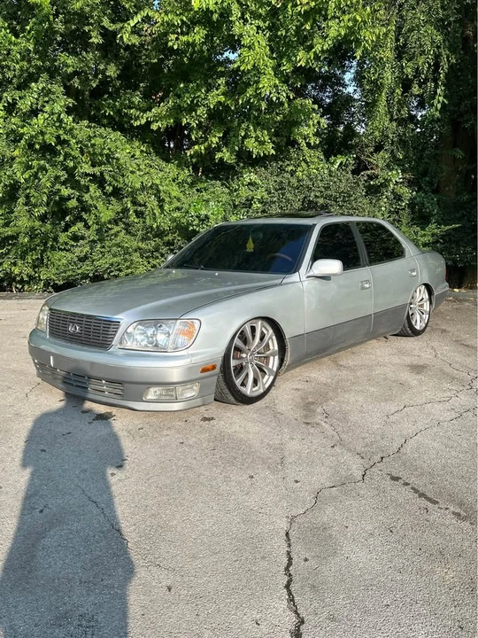 1999 Lexus LS 2nd Gen - Image 3 of 8