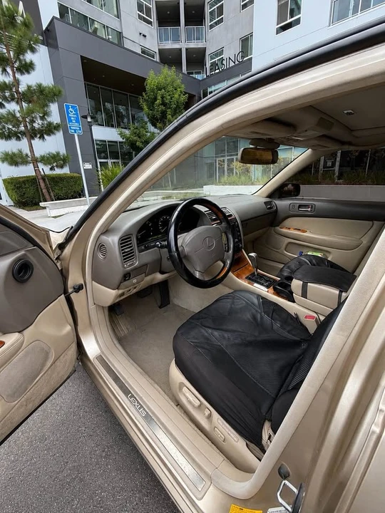 1999 Lexus LS 2nd Gen - Image 5 of 5