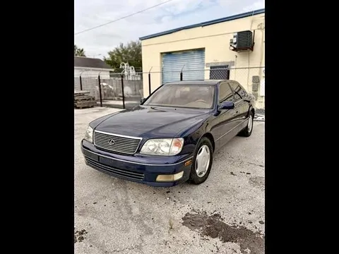 1999 Lexus LS 400 RWD