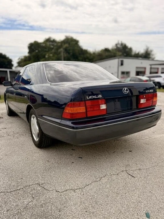 1999 Lexus LS 2nd Gen - Image 2 of 14