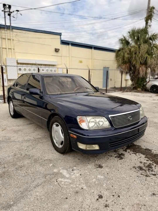 1999 Lexus LS 2nd Gen - Image 5 of 14