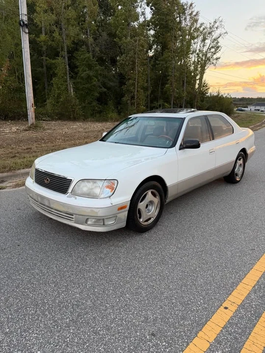 1999 Lexus LS 2nd Gen - Image 12 of 12
