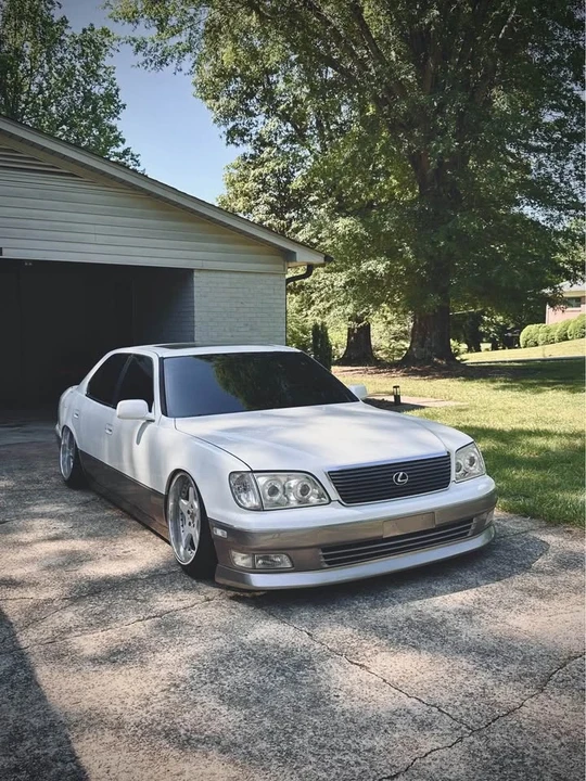 1999 Lexus LS 2nd Gen - Image 5 of 18