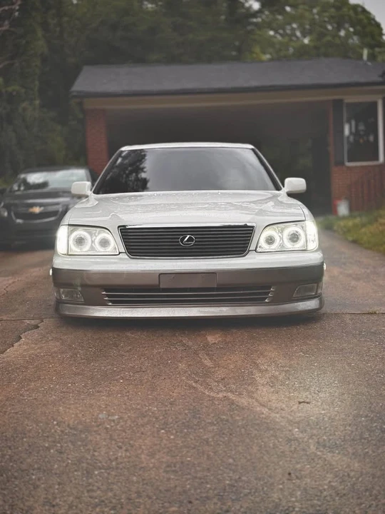 1999 Lexus LS 2nd Gen - Image 8 of 18
