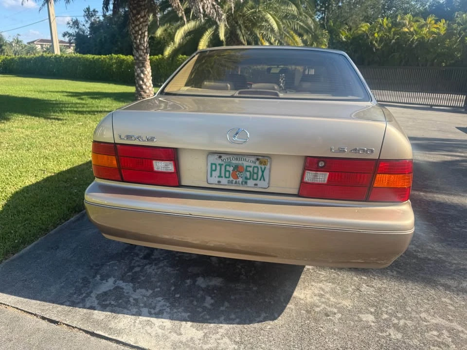 1999 Lexus LS 2nd Gen - Image 4 of 17