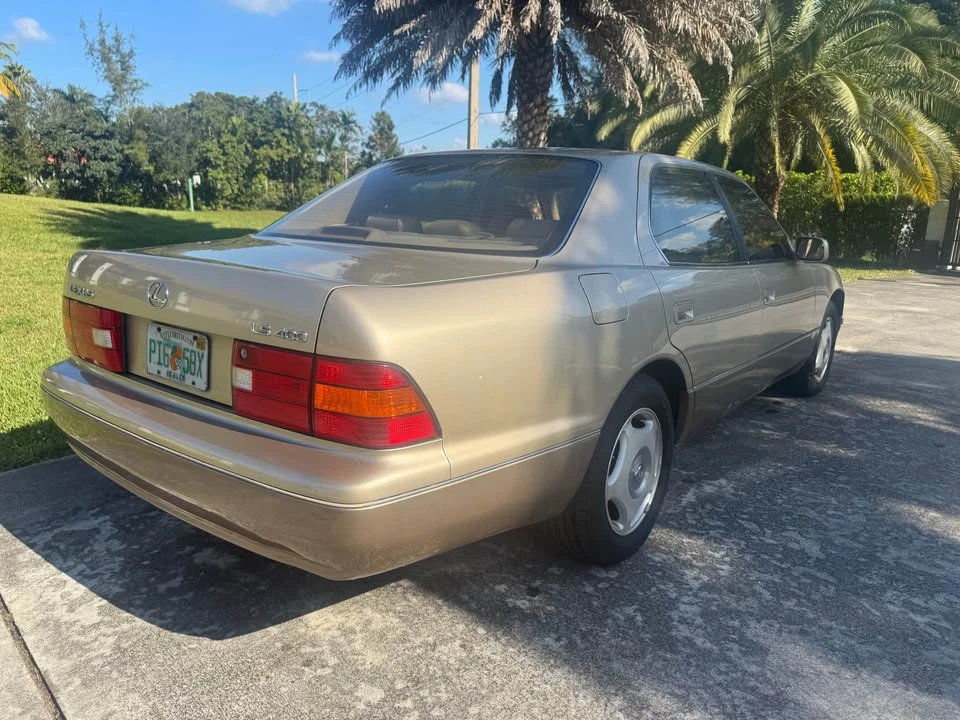 1999 Lexus LS 2nd Gen - Image 5 of 17