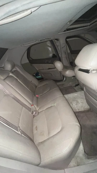 1999 Lexus LS 2nd Gen - Image 10 of 10
