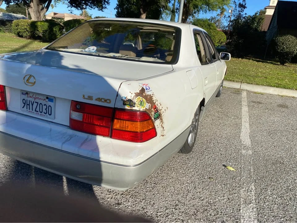 1999 Lexus LS 2nd Gen - Image 7 of 12