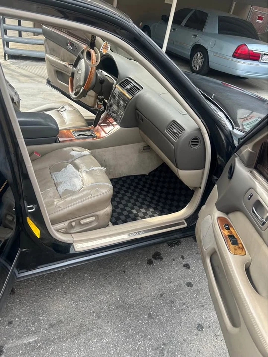 1999 Lexus LS 2nd Gen - Image 12 of 14