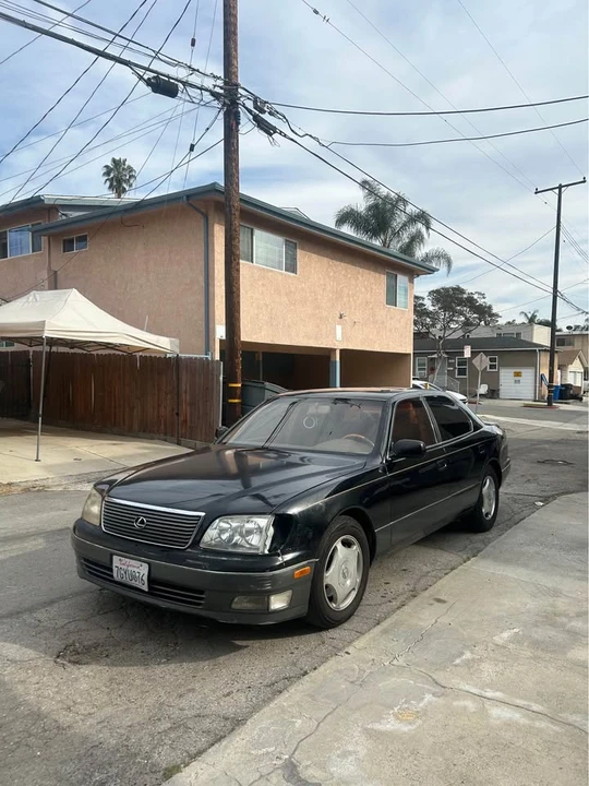 1999 Lexus LS 2nd Gen - Image 3 of 14