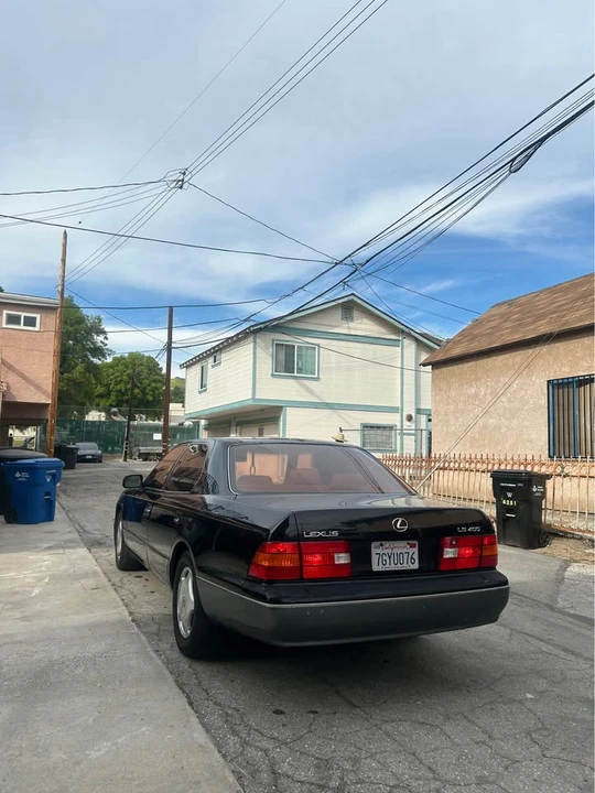 1999 Lexus LS 2nd Gen - Image 5 of 14