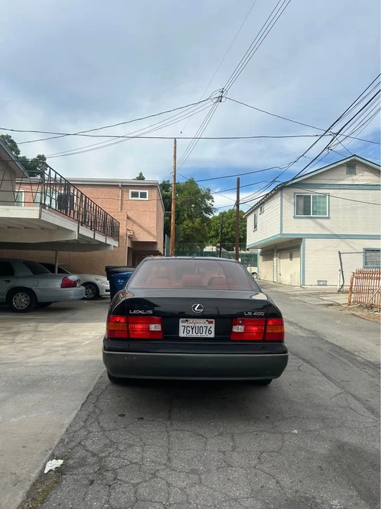 1999 Lexus LS 2nd Gen - Image 6 of 14