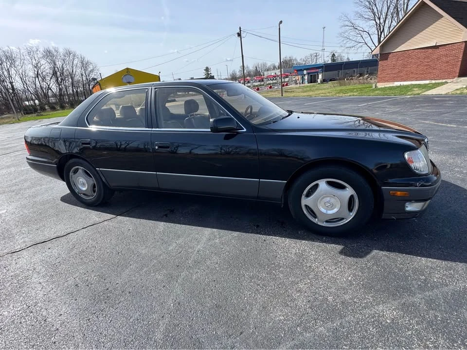1999 Lexus LS 2nd Gen - Image 6 of 15