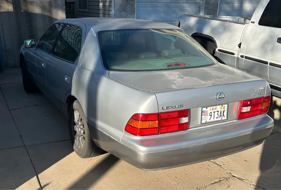 1999 Lexus LS 2nd Gen - Image 4 of 18