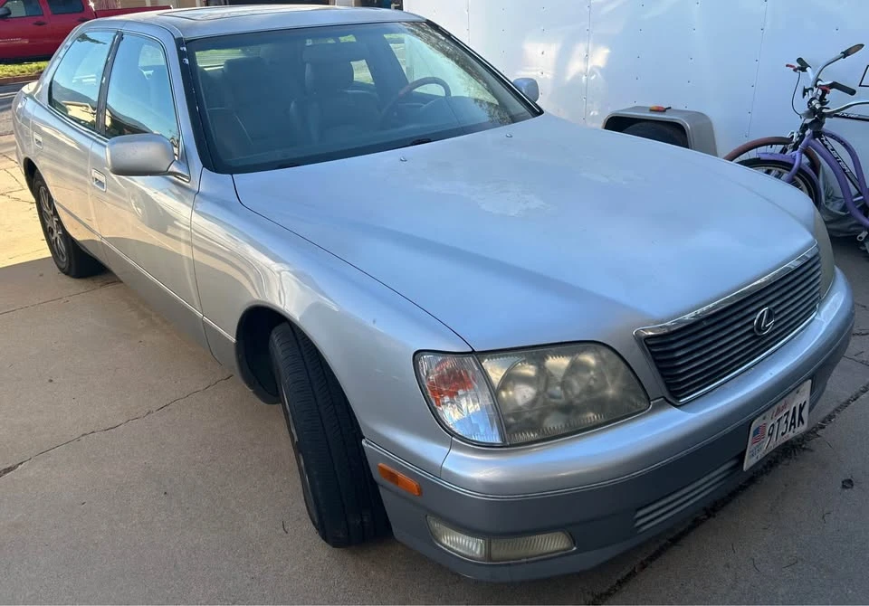1999 Lexus LS 2nd Gen - Image 2 of 18
