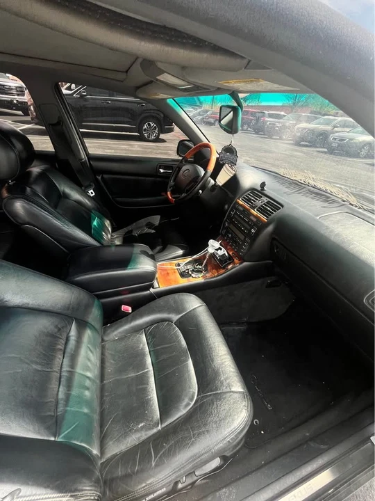 1999 Lexus LS 2nd Gen - Image 6 of 9