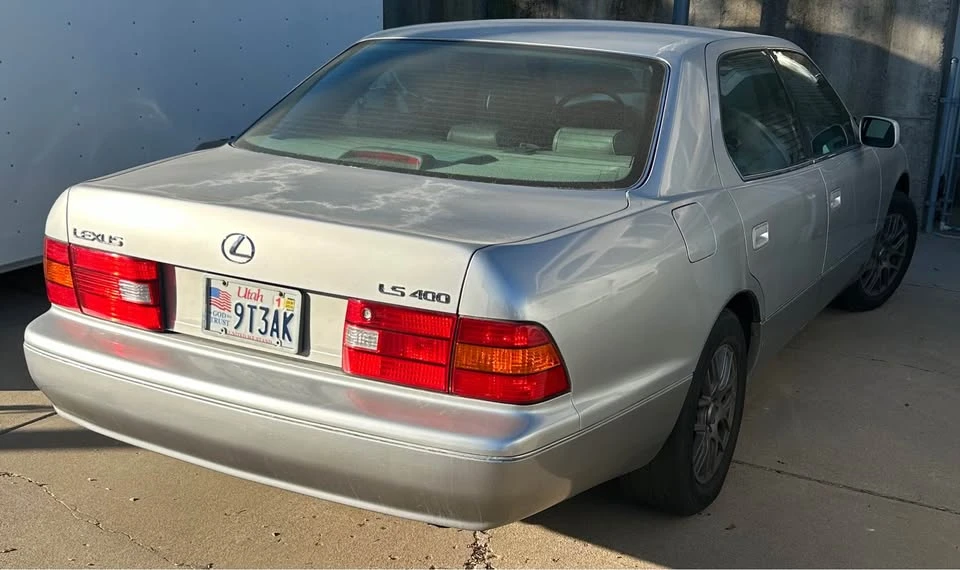 1999 Lexus LS 2nd Gen - Image 3 of 18