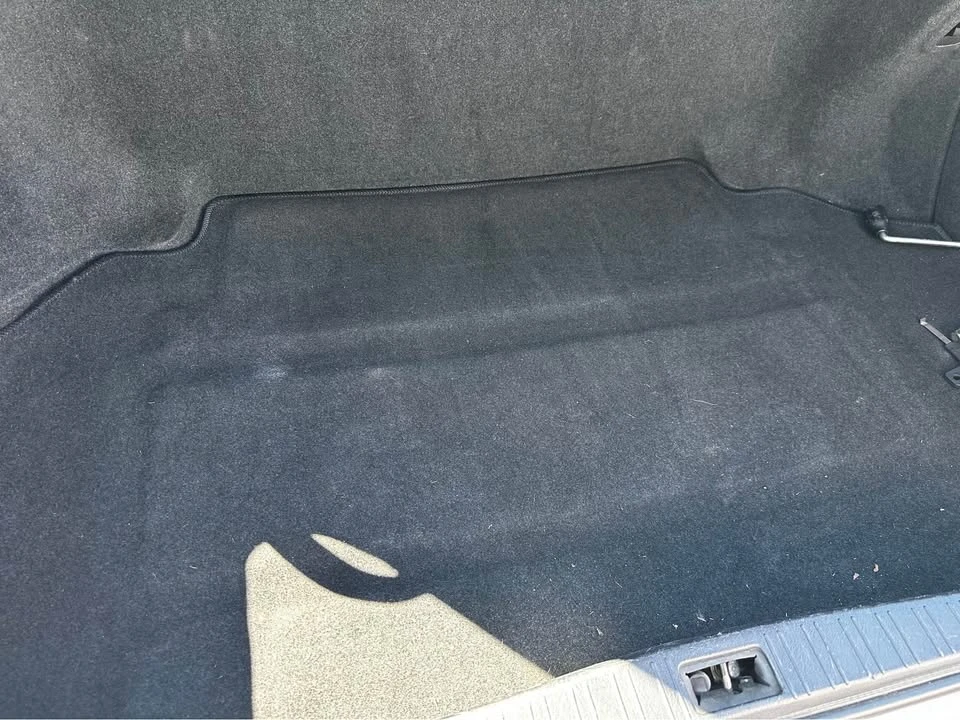 1999 Lexus LS 2nd Gen - Image 9 of 18