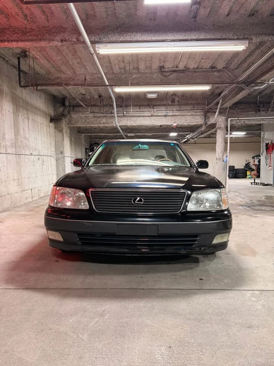 1999 Lexus LS 2nd Gen - Image 7 of 15