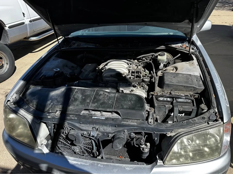 1999 Lexus LS 2nd Gen - Image 13 of 18