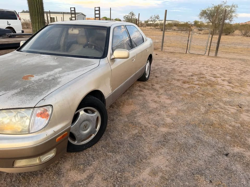 1999 Lexus LS 2nd Gen - Image 2 of 7