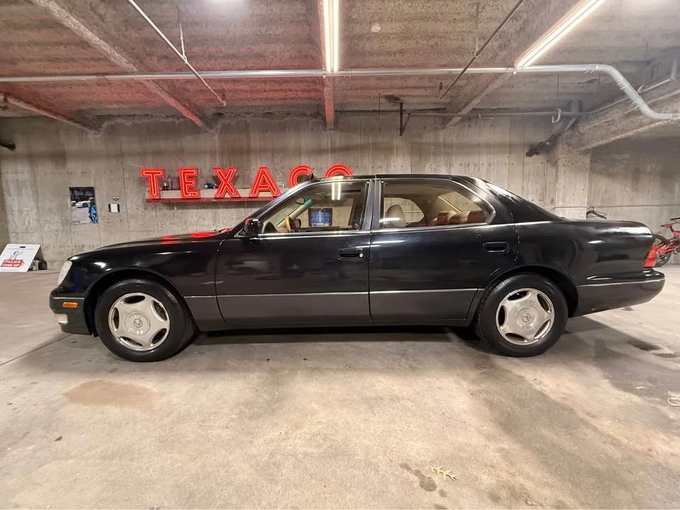 1999 Lexus LS 2nd Gen - Image 2 of 15