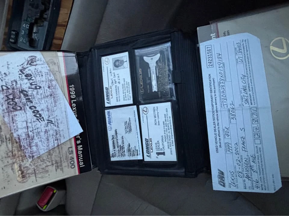 1999 Lexus LS 2nd Gen - Image 11 of 15