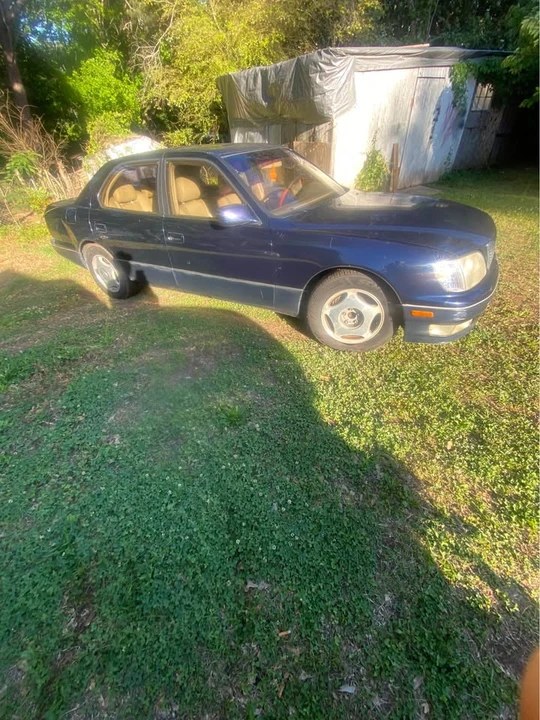 1999 Lexus LS 2nd Gen - Image 2 of 6
