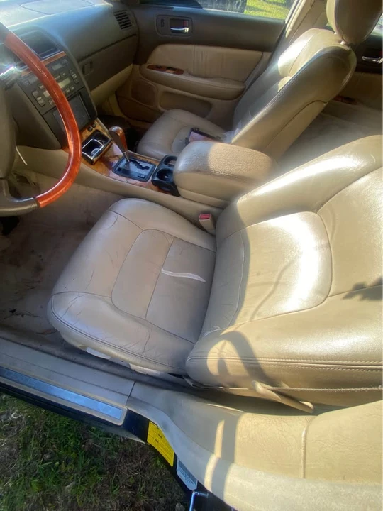 1999 Lexus LS 2nd Gen - Image 5 of 6