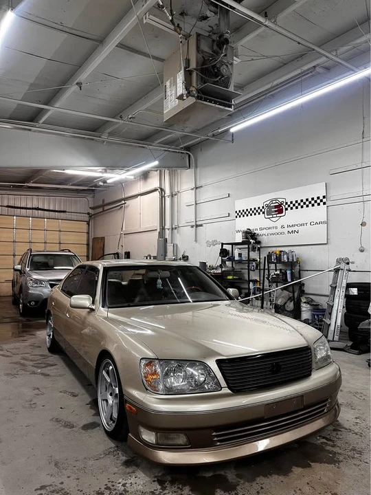 1999 Lexus LS 2nd Gen - Image 2 of 2
